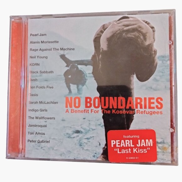 No Boundaries a Benefit for the Kosovar Refugees - Picture 2 of 6